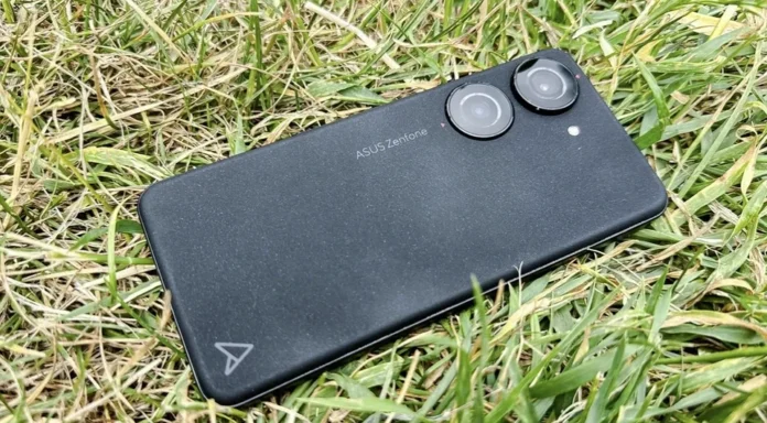 ASUS Zenfone 10